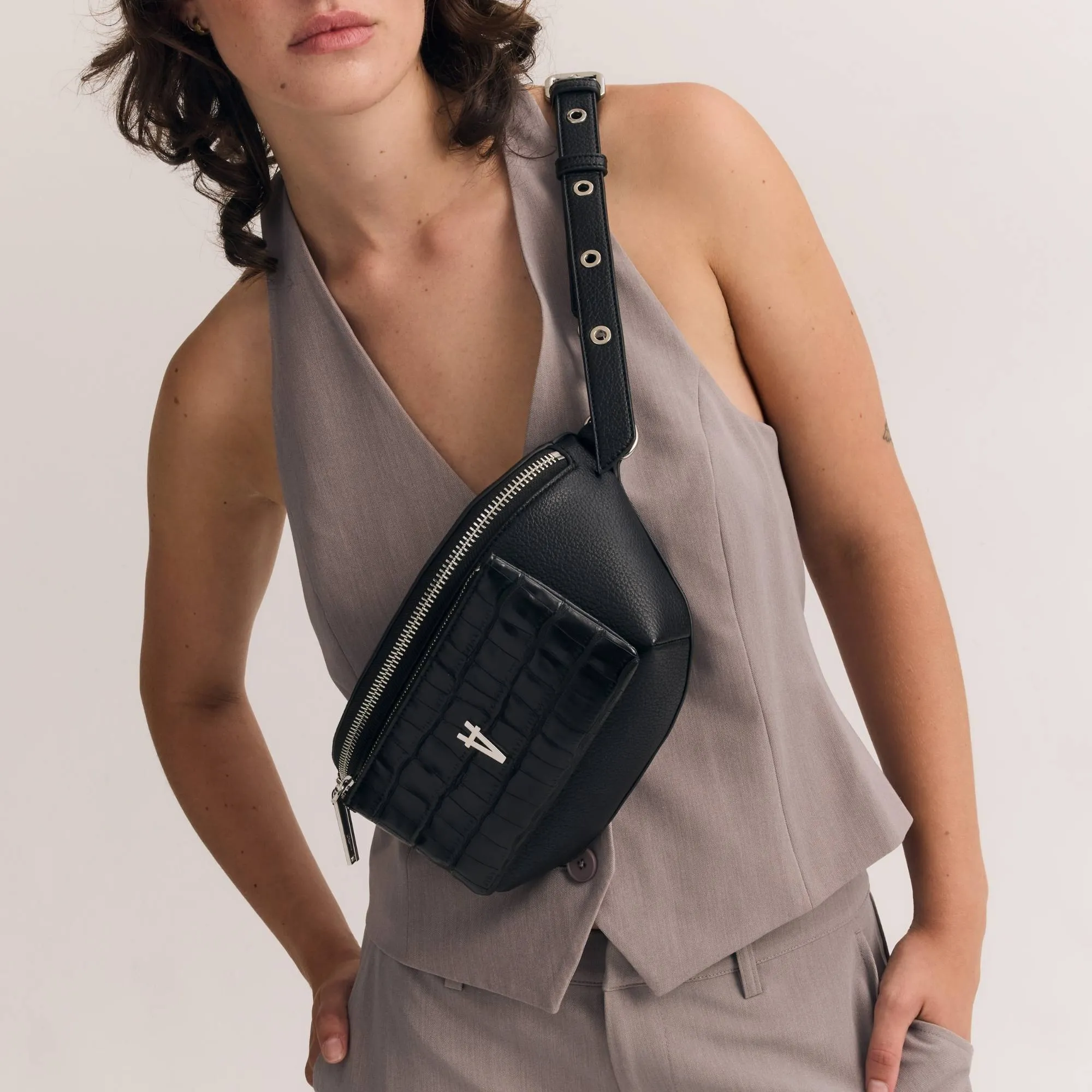 Bright Spark Crossbody - Noir   Silver