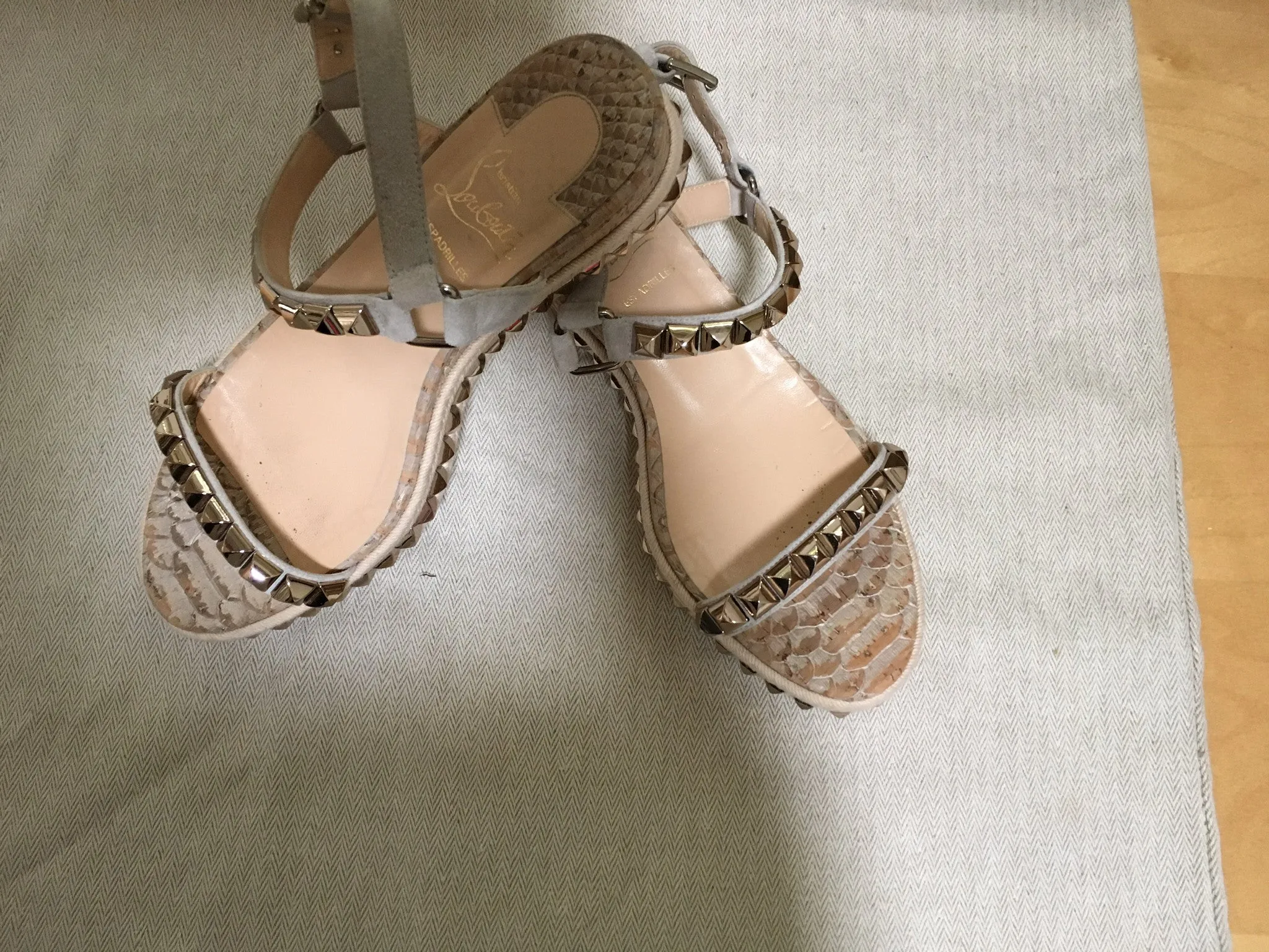 CHRISTIAN LOUBOUTIN Studded Cataclou Platform Shoes Espadrille Sandals Size 38 Ladies