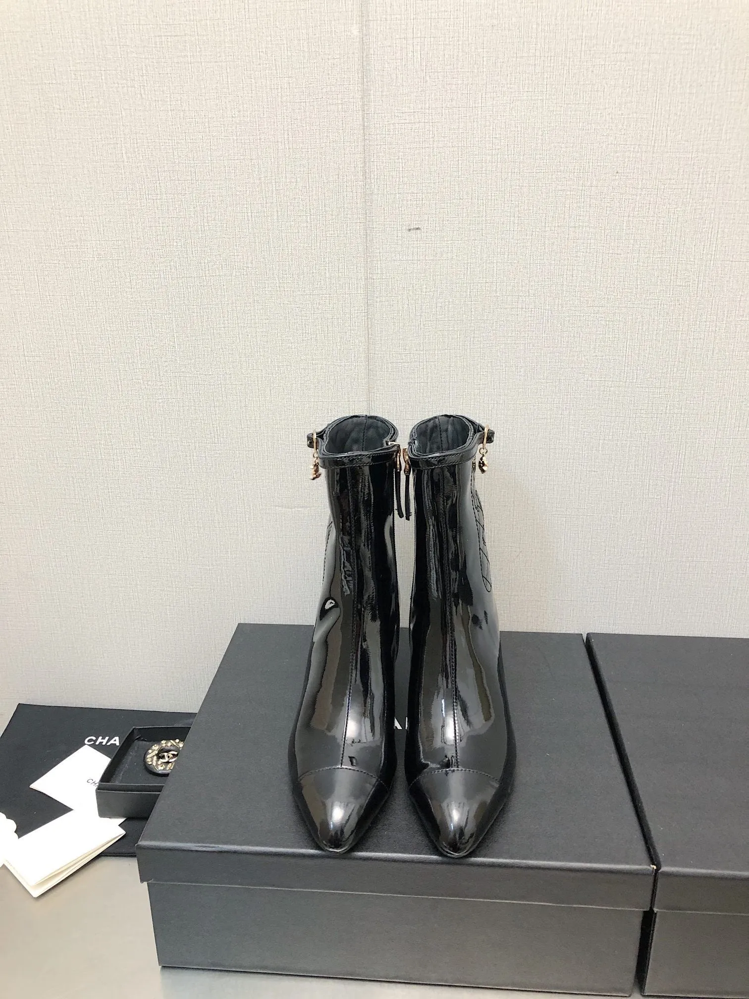 SE1205 CC Short Boots / Size4-10