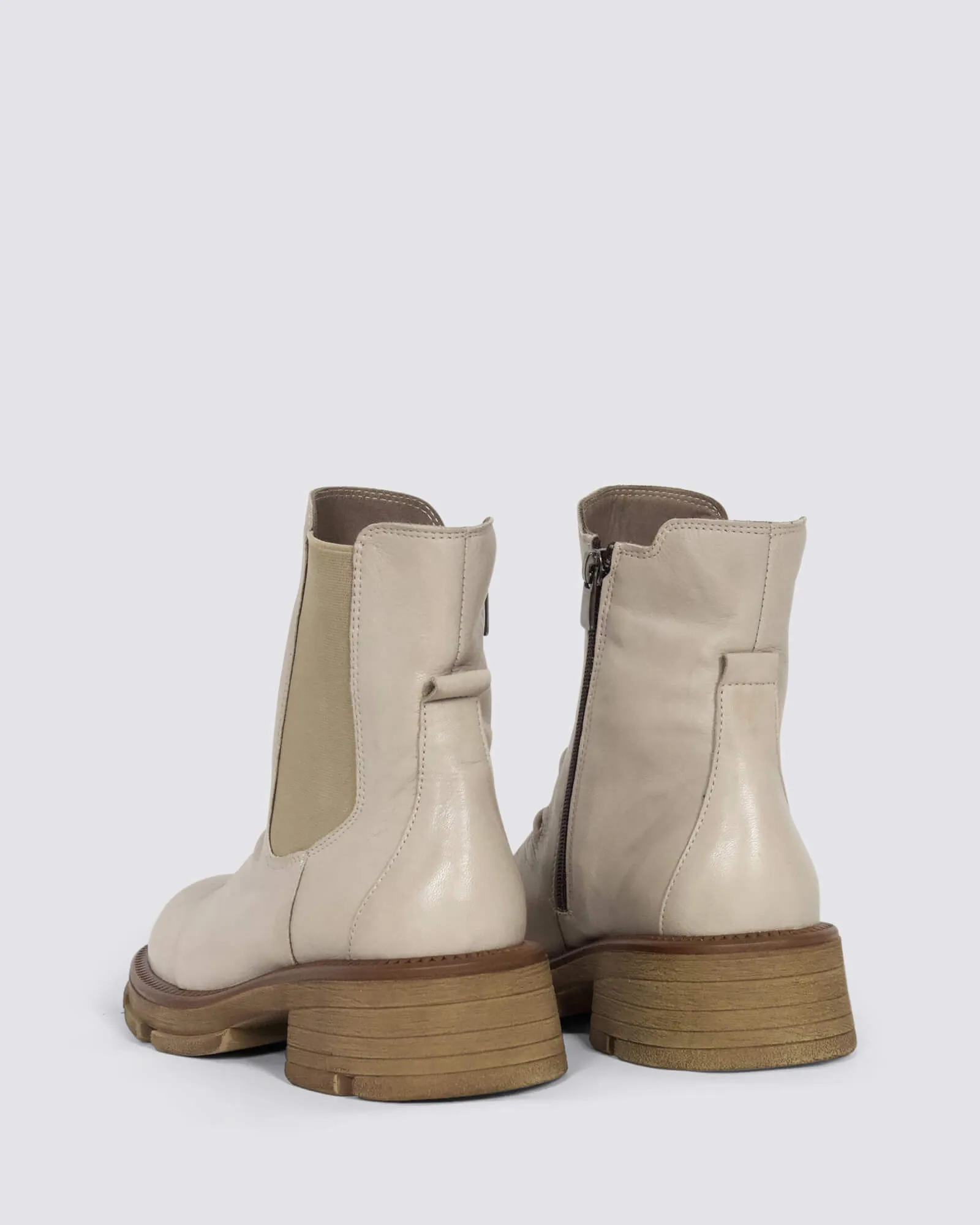 STAGE ANKLE BOOTS EGRET LEATHER